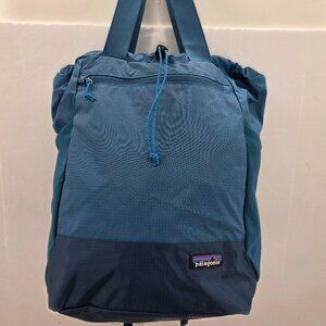 Patagonia Ultralight Black Hole Tote Pack Bag 27L Stella Blue Water-Resistant